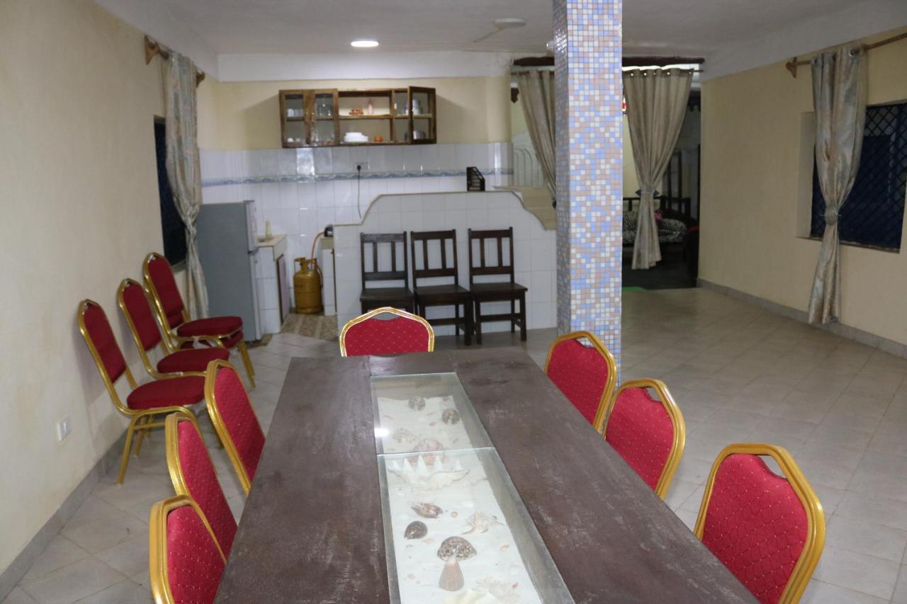 Room In Guest Room - A Wonderful Beach Property In Diani Beach Kenya Mombasa Extérieur photo